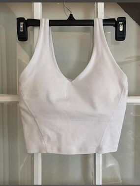 Aritzia sports bra